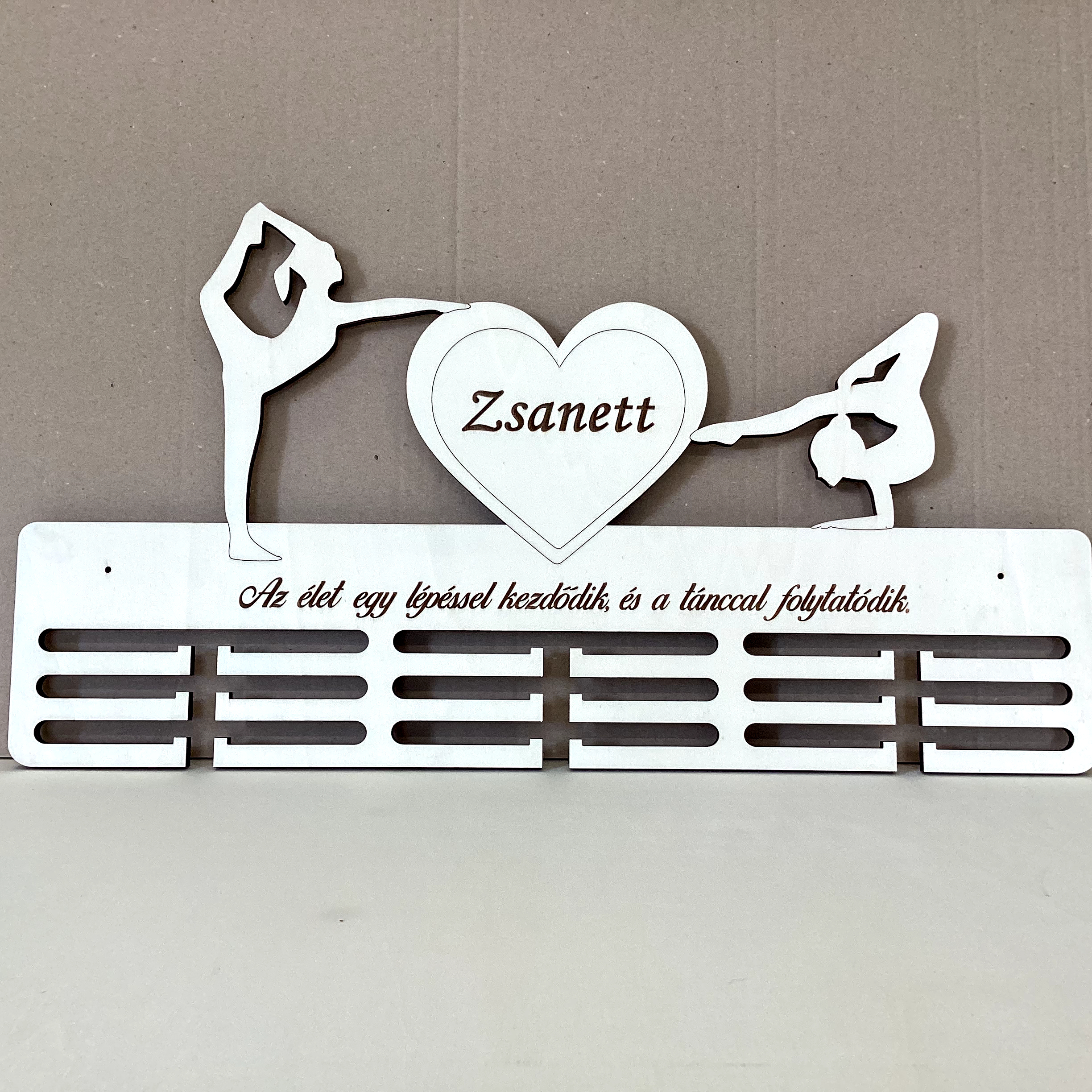 Ritmikus Gimnasztika Éremtartó - Image 3